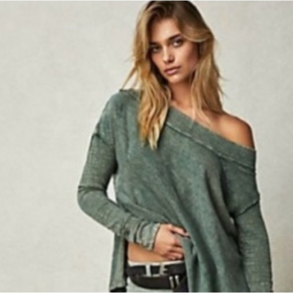 We The Free To The Right Long Sleeve